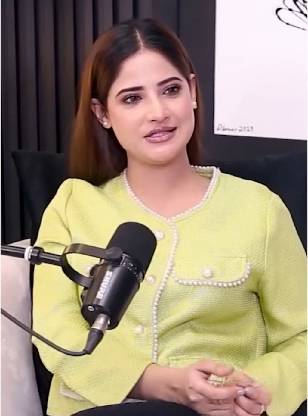 ٹی وی اداکارہ اور میزبان ارسلہ صدیقی نے پیش گوئی کر دی کہ پاکستانی 2030 کے بعد شادی نہیں کریں گے۔
