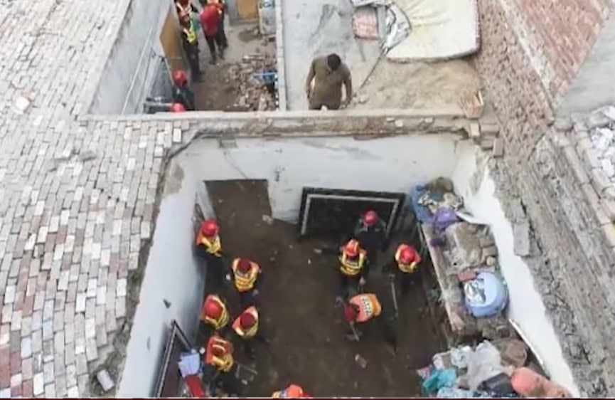 سانحہ کاہنہ – غمزدہ والدین کے تئیں میڈیا کی بے حسی نے ردعمل کو جنم دیا