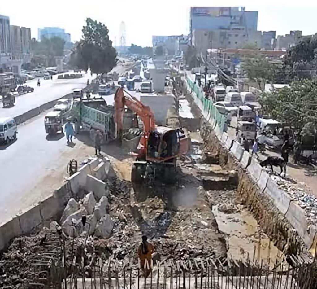 شاہد آفریدی کراچی کی بگڑتی ہوئی صورتحال پر پریشان شاہد آفریدی کراچی کی بگڑتی ہوئی صورتحال پر پریشان