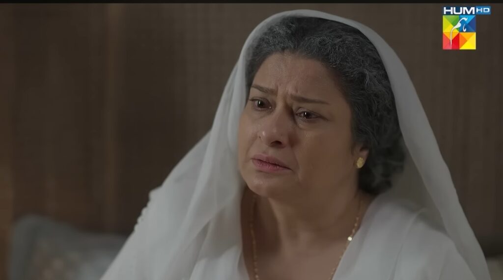 عتیقہ اوڈھو اور مرینہ خان آپ کی عزت میں ثانیہ سعید سے ناخوش عتیقہ اوڈھو اور مرینہ خان آپ کی عزت میں ثانیہ سعید سے ناخوش
