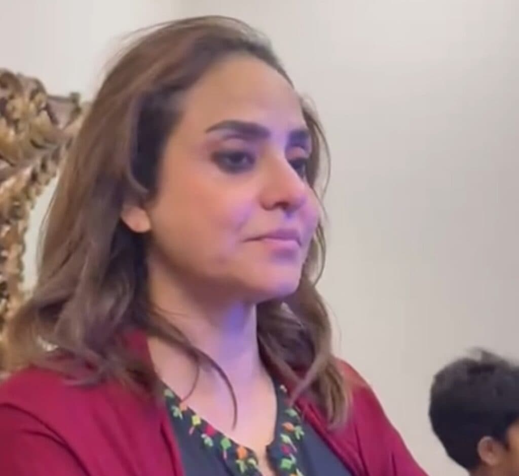 بیٹی کی گریجویشن پر نادیہ خان جذباتی
