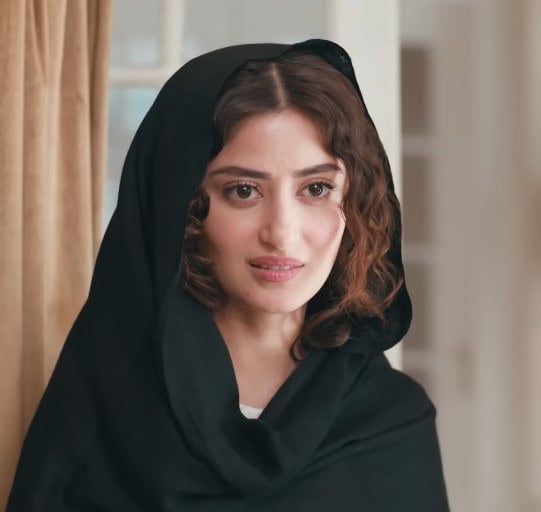 زنجیریں کی شیریں سجل علی کے ساتھ سٹار پلس جیسے مناظر پر پرفارم کر رہی ہیں۔ زنجیریں کی شیریں سجل علی کے ساتھ سٹار پلس جیسے مناظر پر پرفارم کر رہی ہیں۔