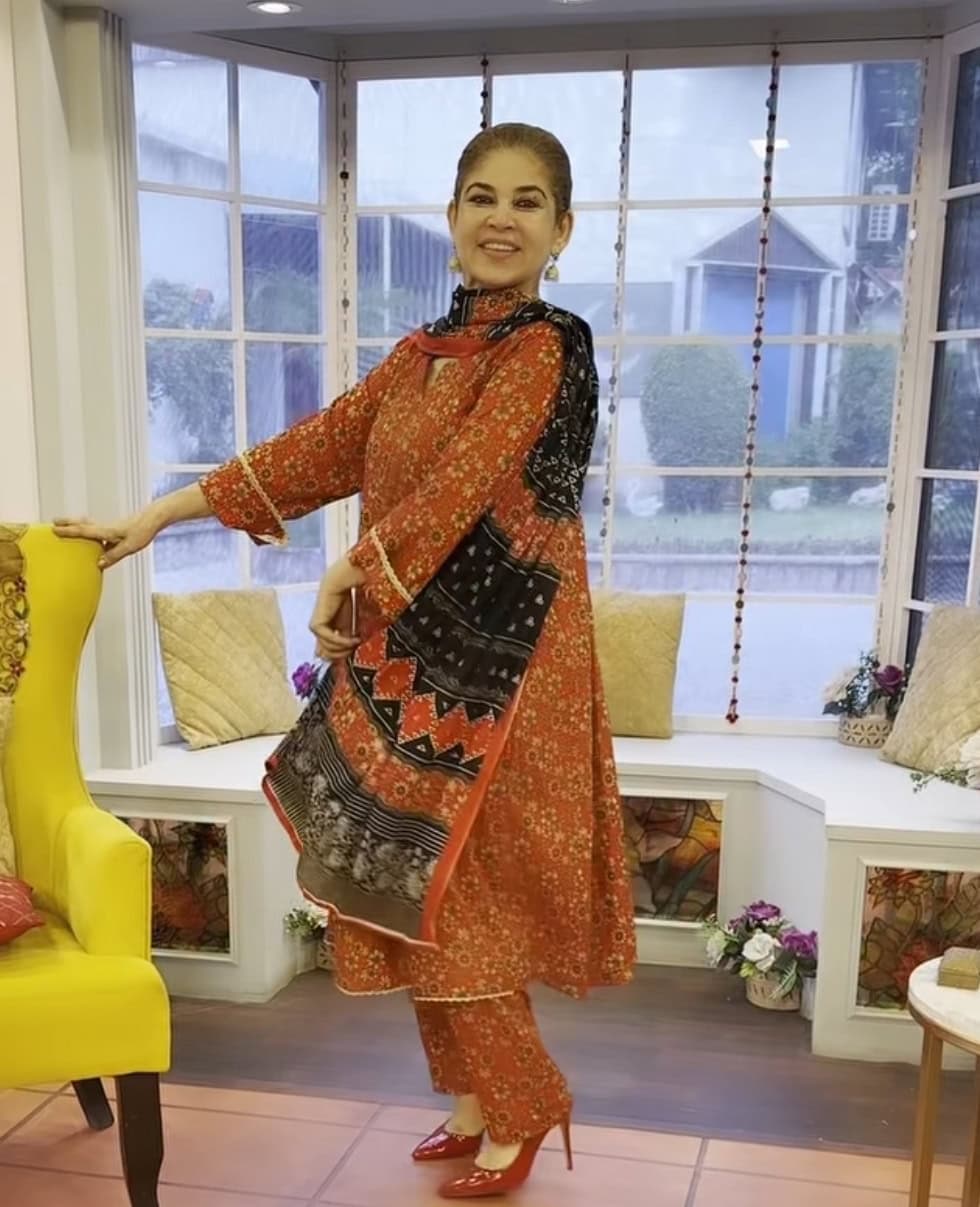 مشی خان نے پاکستانی ڈراموں میں بولڈ مناظر کو بلایا مشی خان نے پاکستانی ڈراموں میں بولڈ مناظر کو بلایا