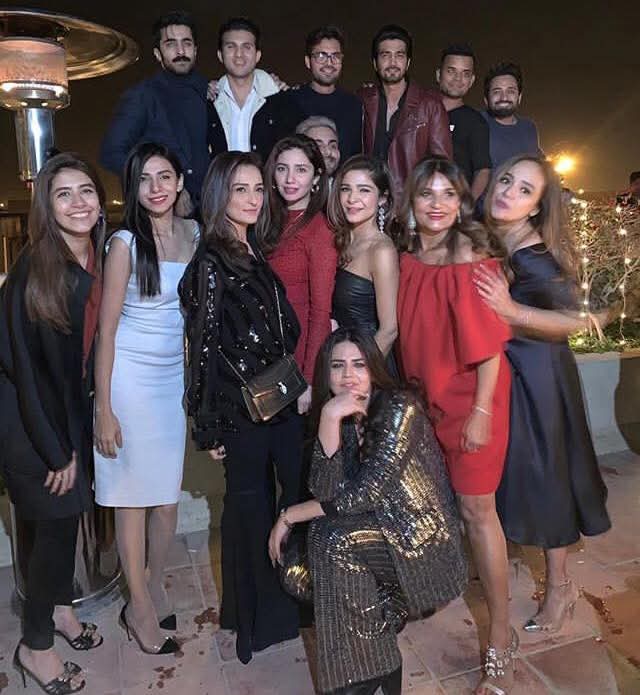 شہزاد نواز جذباتی ریمارکس کے بعد ٹیپو شریف کو تسلی دیتے ہیں۔