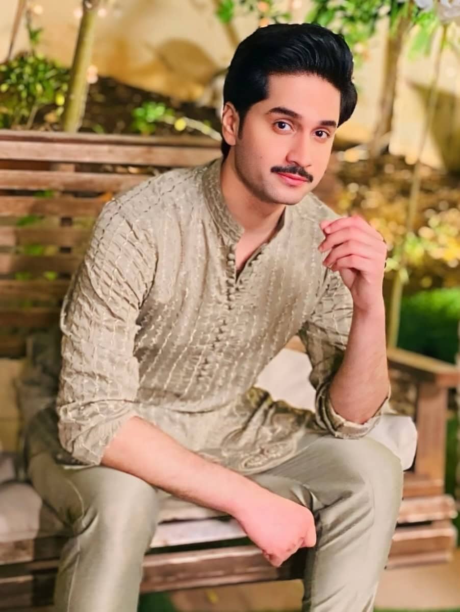 قدسیہ علی اور عباس اشرف آج مردوں اور عورتوں کے ساتھ کیا غلط ہے۔ قدسیہ علی اور عباس اشرف آج مردوں اور عورتوں کے ساتھ کیا غلط ہے۔