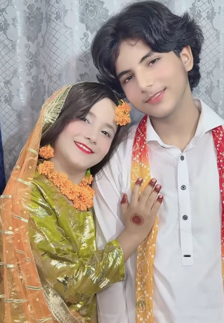 17 سال پرانے متاثر کن اذان کے نکاح کے پیچھے کی حقیقت