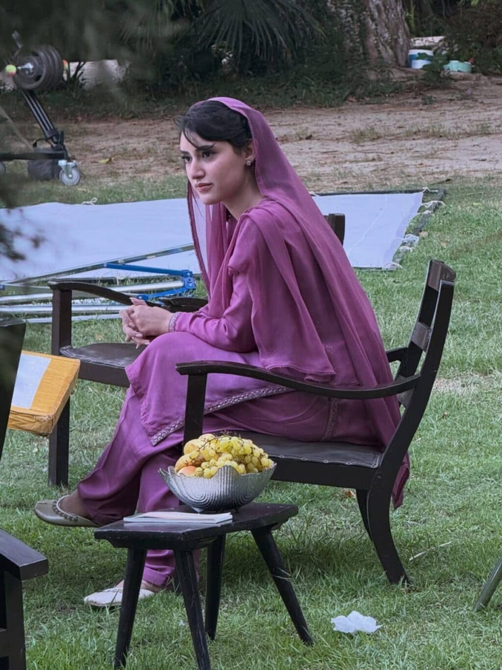 سحر ہاشمی نے اپنی زنجیریں پوسٹ پر دانیال ظفر کے سرد رویے کے بارے میں سحر ہاشمی نے سجل علی کے سرد رویے کے بارے میں اپنی زنجیریں پوسٹ پر