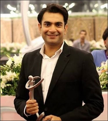 بلاک بسٹر سیریل ہمسفر کی ہدایت کاری کے لیے پہلا انتخاب کون تھا؟ بلاک بسٹر سیریل ہمسفر کی ہدایت کاری کے لیے پہلا انتخاب کون تھا؟